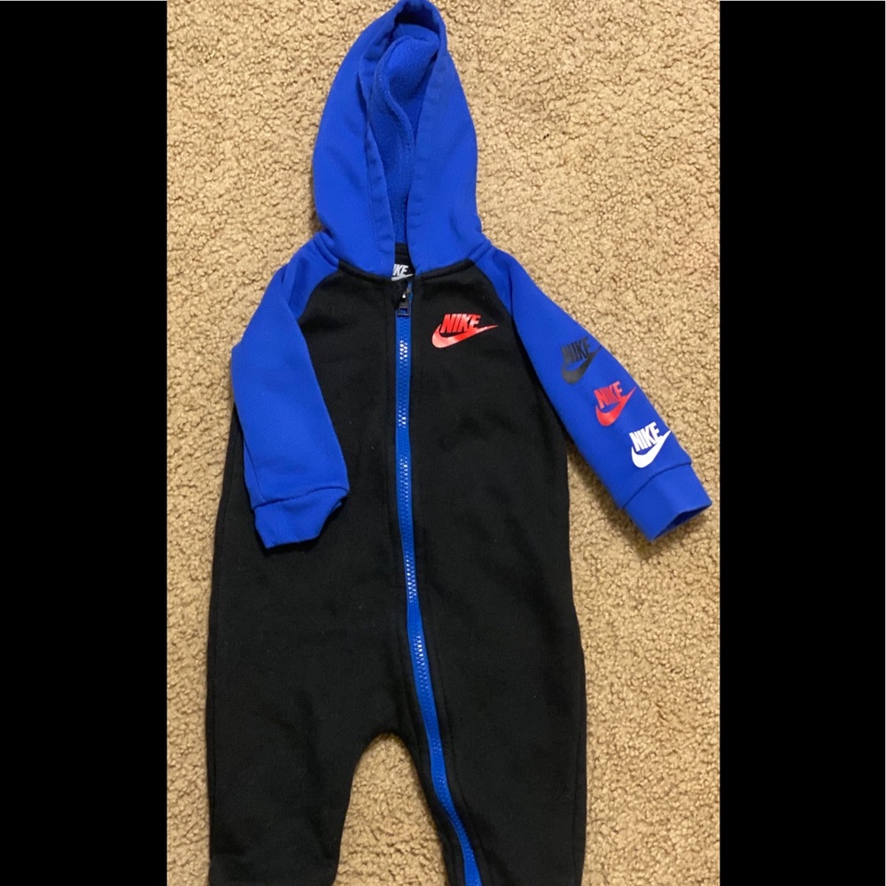 Infant bodysuit